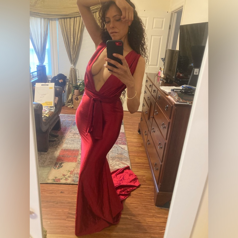 Elegant Shiny Red Satin Bandage Evening Gown